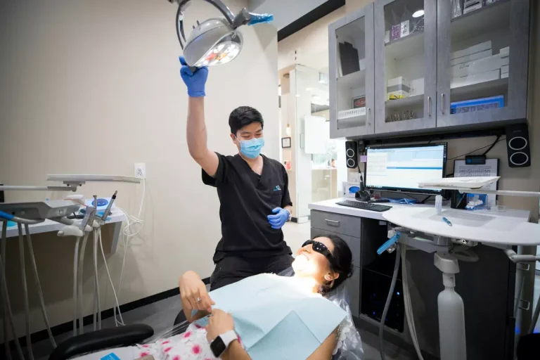 Invisalign's Influence on Lifestyle and Daily Routines